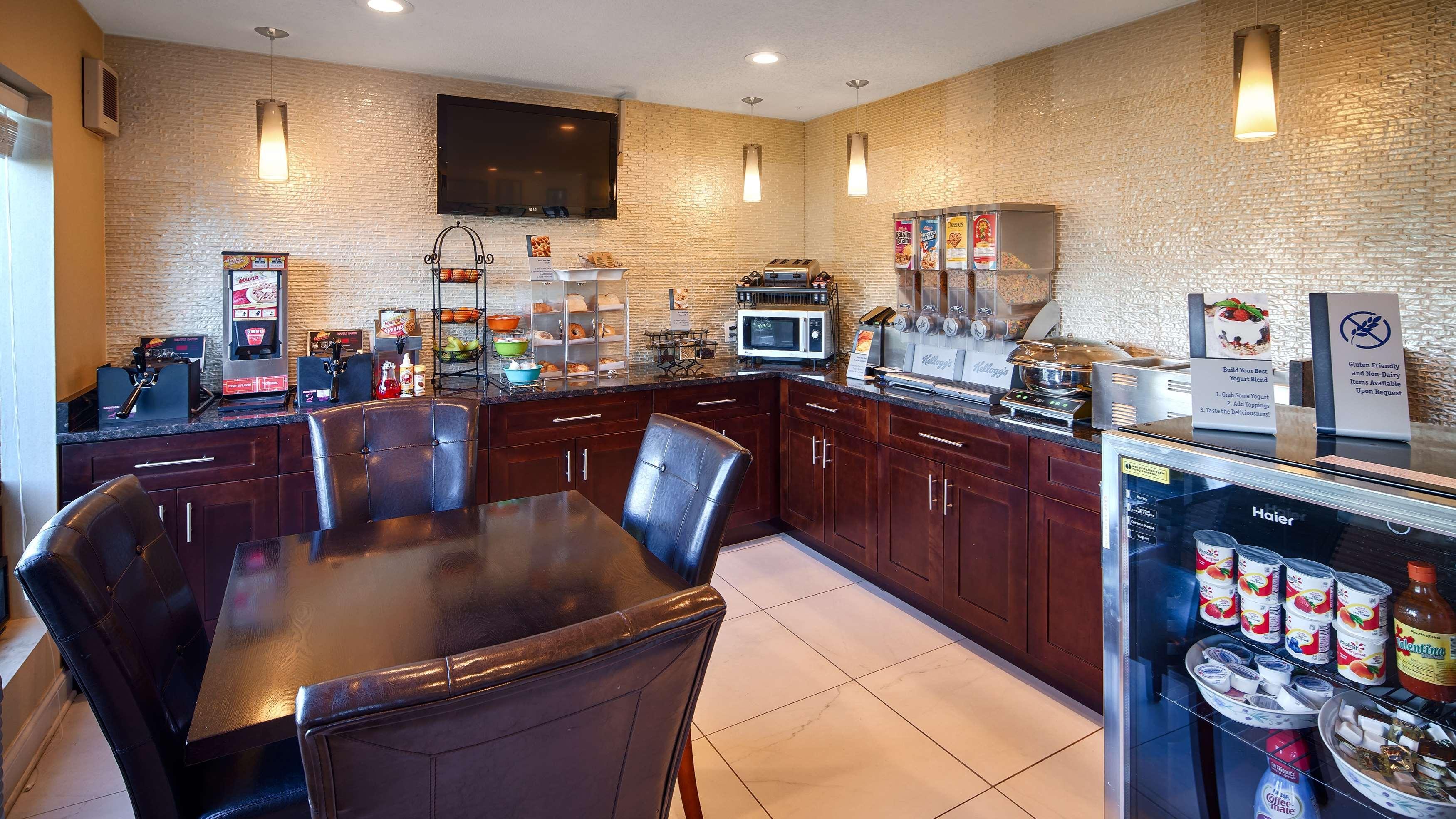 Best Western Inn Of St. Charles Saint Charles Esterno foto